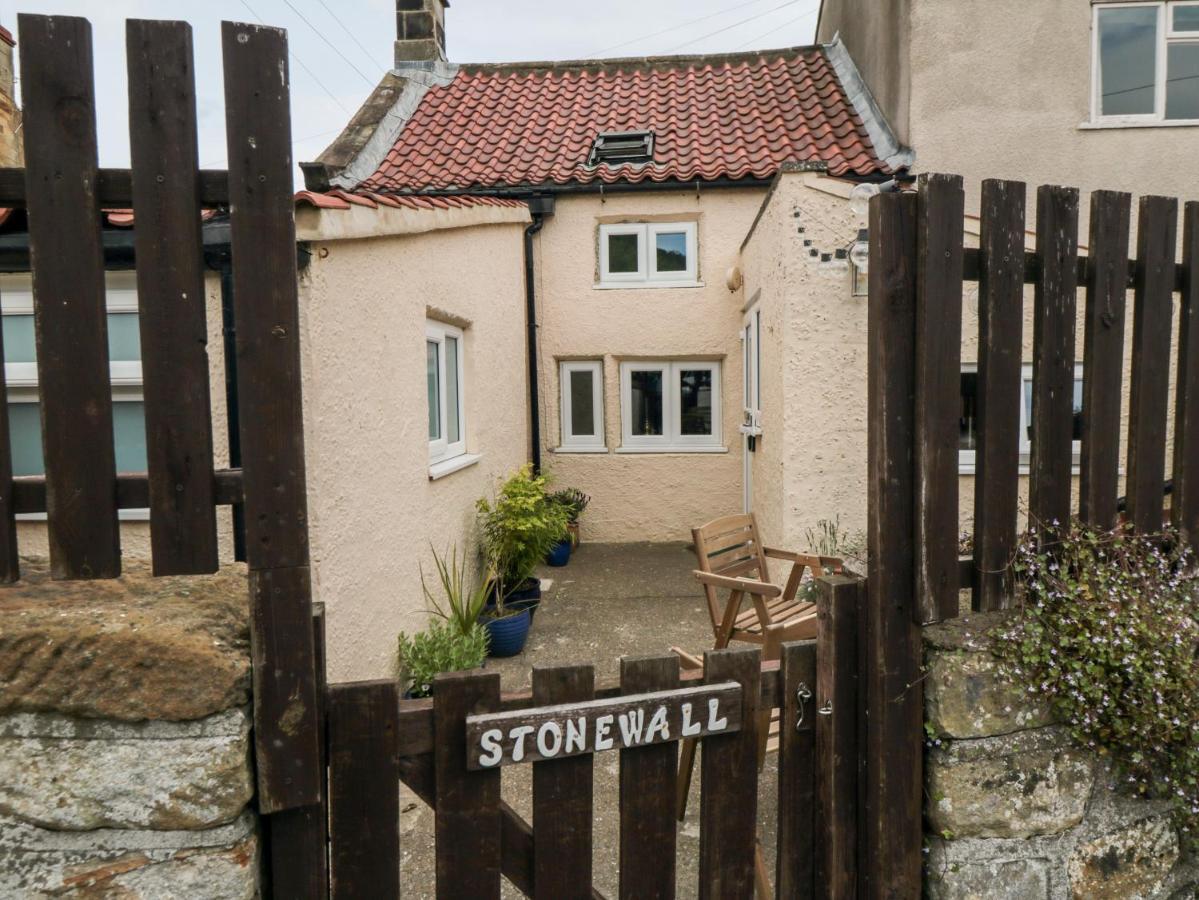 Stonewall Whitby Ngoại thất bức ảnh